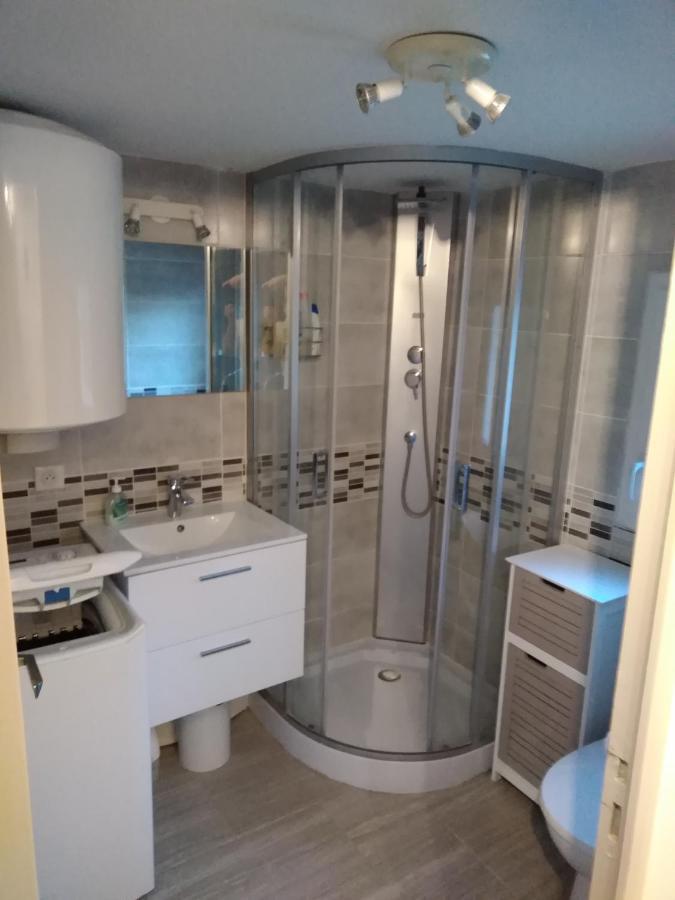 Studio Faillant Lorgues Spa Privatif Avec Superbe Piscine Екстер'єр фото